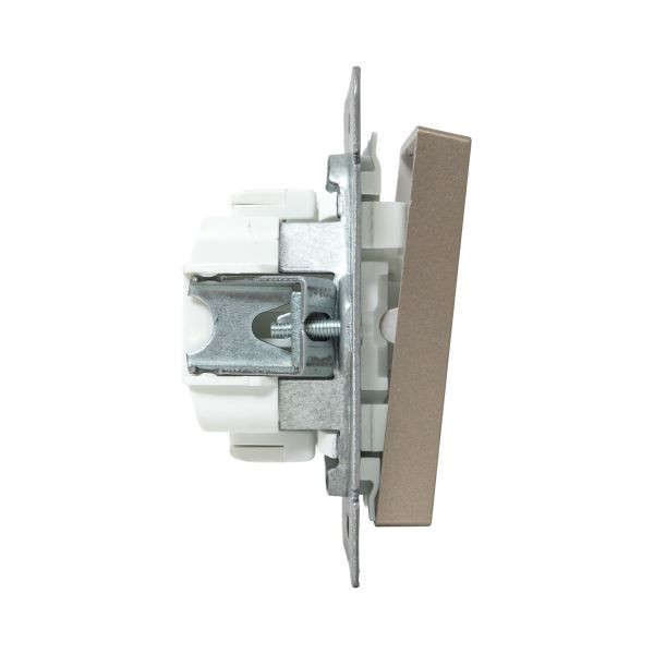 Механизм выключателя, одноклавишный, перекрёстный, шампань Эпика EKF Механизм выключателя, одноклавишный, перекрёстный, шампань Эпика EKF