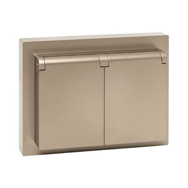 Механизм розетки двойной, 16А, IP44, с заземлением, со шторками, с рамкой, с крышками, шампань Эпика EKF Механизм розетки двойной, 16А, IP44, с заземлением, со шторками, с рамкой, с крышками, шампань Эпика EKF