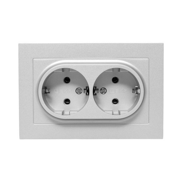 Механизм розетки двойной, 16А, с заземлением, без шторок, с рамкой, алюминий Эпика EKF Механизм розетки двойной, 16А, с заземлением, без шторок, с рамкой, алюминий Эпика EKF