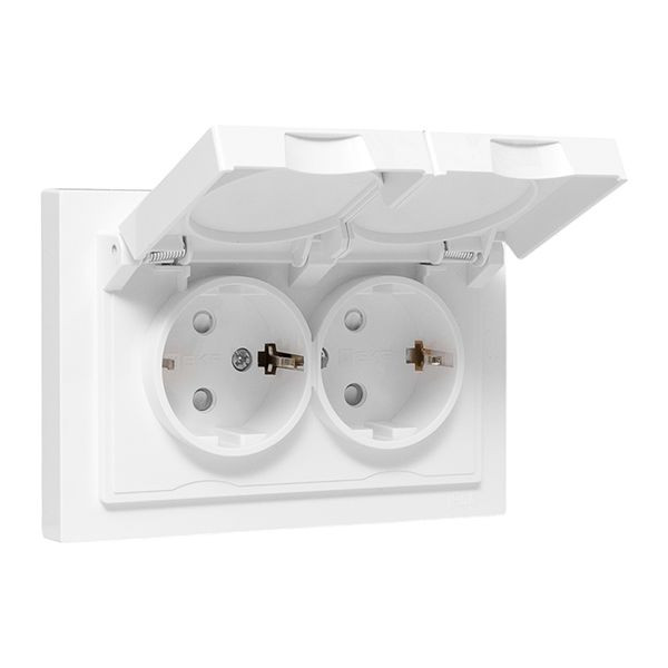 Механизм розетки двойной, 16А, IP44, с заземлением, со шторками, с рамкой, с крышками, белый Эпика EKF Механизм розетки двойной, 16А, IP44, с заземлением, со шторками, с рамкой, с крышками, белый Эпика EKF