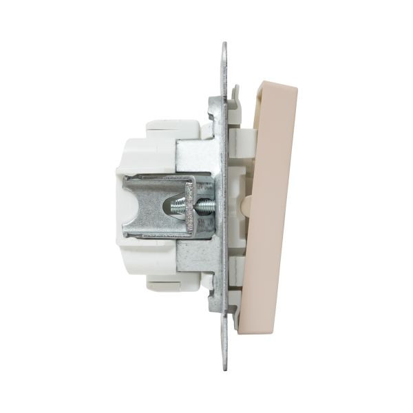 Механизм выключателя, одноклавишный, перекрёстный, кремовый Эпика EKF Механизм выключателя, одноклавишный, перекрёстный, кремовый Эпика EKF