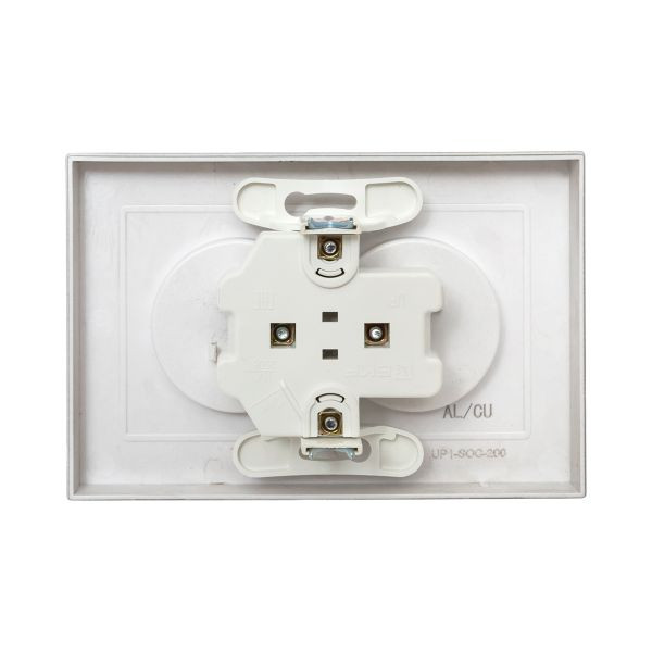 Механизм розетки двойной, 16А, без заземления, без шторок, с рамкой, шампань Эпика EKF Механизм розетки двойной, 16А, без заземления, без шторок, с рамкой, шампань Эпика EKF